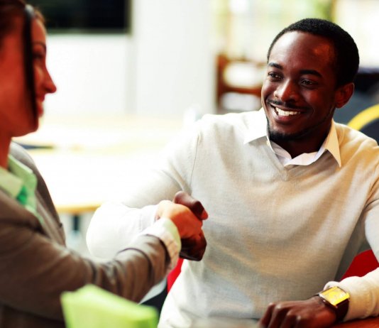 Londra’da Yeni İnsanlarla Tanışmak londra yeni insanlarla tanışmak